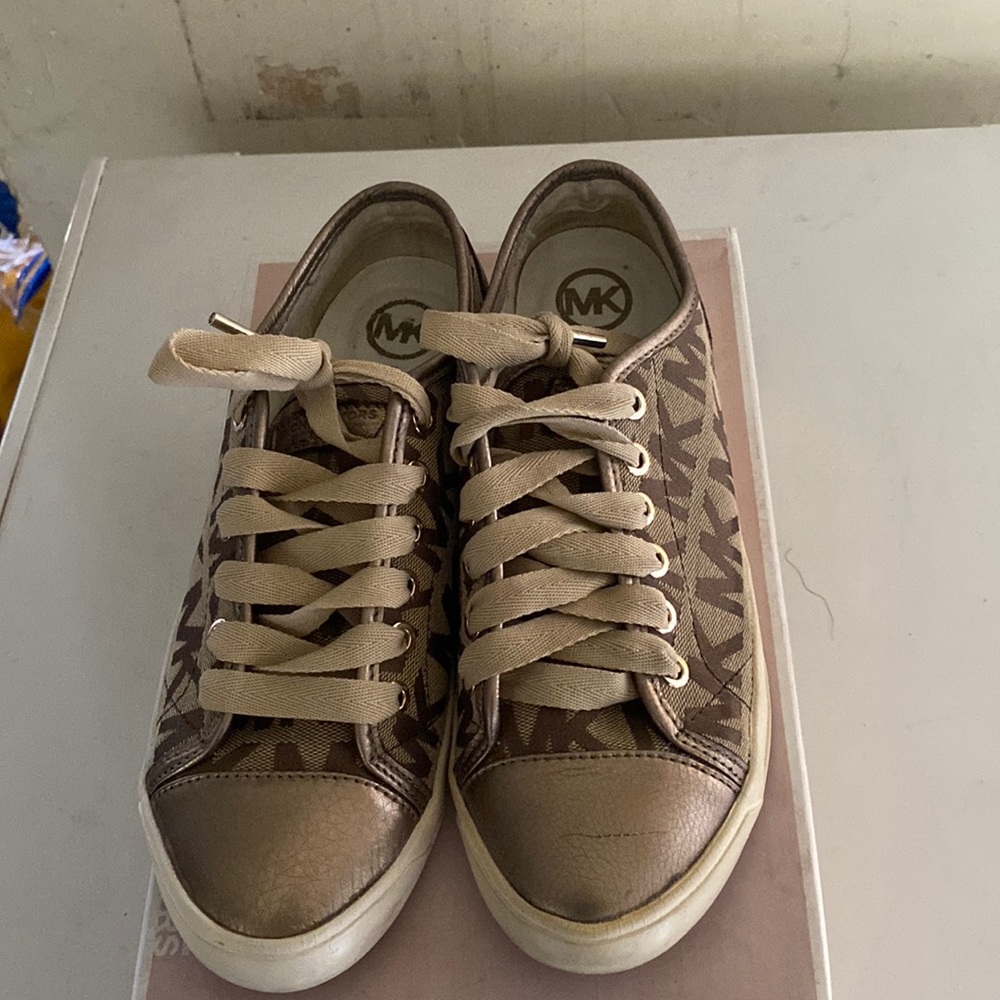 Michael Kor woman’s tennis shoes